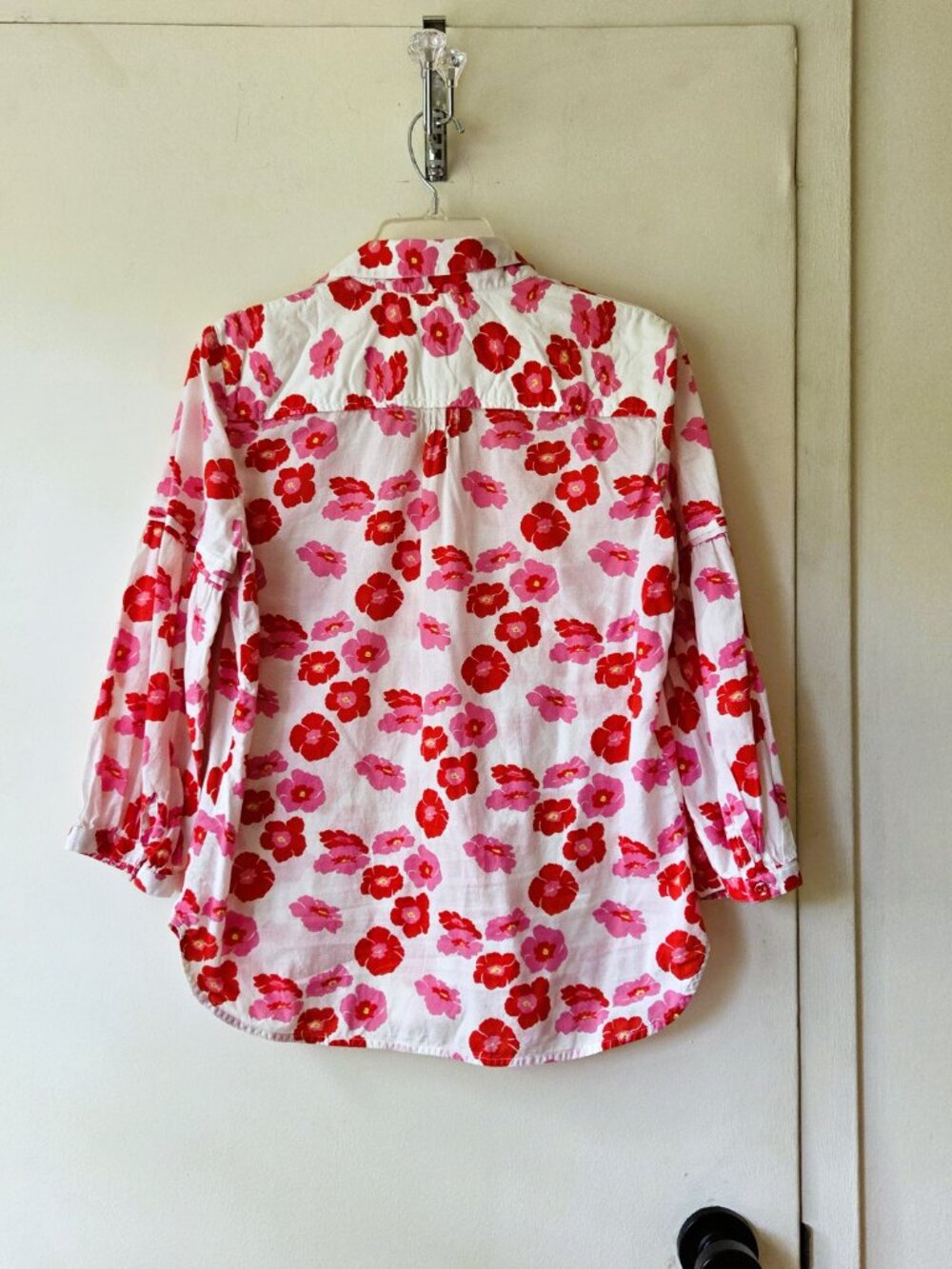 Robert Graham sz M Floral Button Down Shirt Blouse White Pink Embroidery Puff - Picture 8 of 14